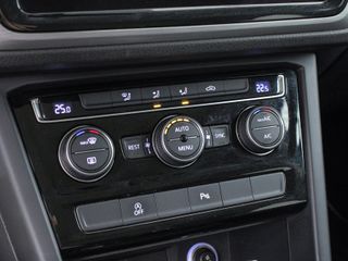 VOLKSWAGEN TOURAN 2.0 TDI DSG ADVANCE 115CV 5P 7 PLAZAS