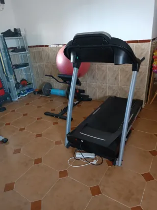 Equipo de gimnasio multifuncional