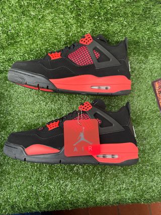 Zapatillas Negras y Rojas talla 43 nuevas