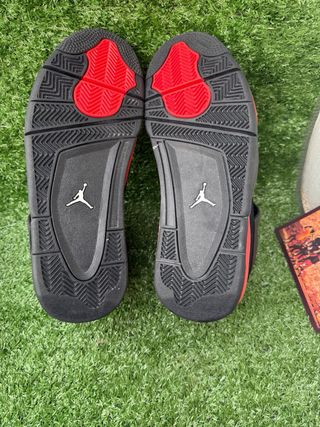 Zapatillas Negras y Rojas talla 43 nuevas