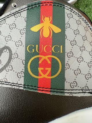 Zapatillas Grises y Doradas, talla 44 nuevas