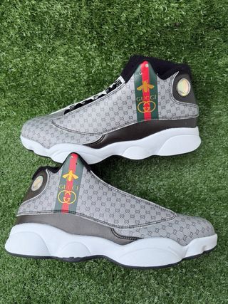 Zapatillas Grises y Doradas, talla 44 nuevas