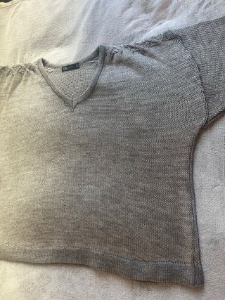 Jersey Zara oversize color gris