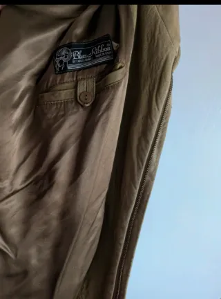 Chaqueta 3/4 Piel, color militar
