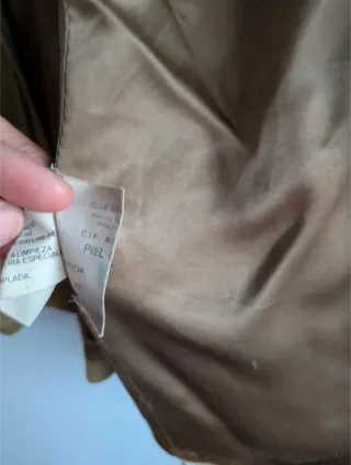 Chaqueta 3/4 Piel, color militar