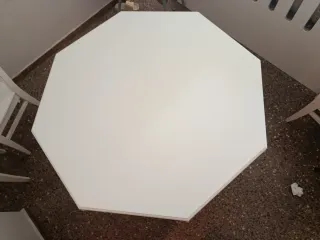 Mesa blanca estilo marroquí + salón