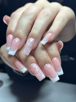 servicios de uñas a domicilio, manicura y pedicura