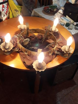 Lámpara forjada dorada 5 bombillas años 70