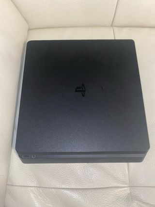 Consola PS4 Negra + Mando Rojo