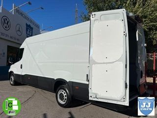 IVECO Daily 3.0D 176CV 35S 18H A8 V 4100H2 16 M3