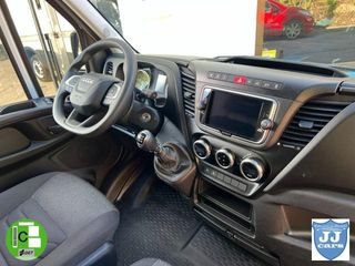 IVECO Daily 3.0D 176CV 35S 18H A8 V 4100H2 16 M3