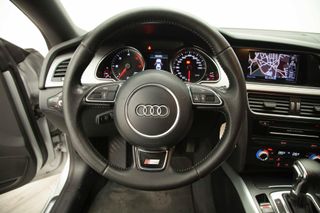 AUDI A5 Audi A5 Coupé 2.0 TDI 177 multitr S line edition