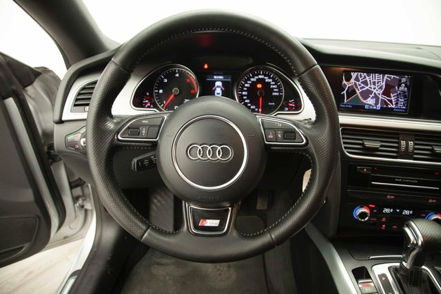 AUDI A5 Audi A5 Coupé 2.0 TDI 177 multitr S line edition