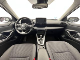 Toyota Yaris 1.5 120H Business Plus