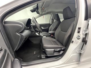 Toyota Yaris 1.5 120H Business Plus