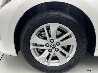 Toyota Yaris 1.5 120H Business Plus