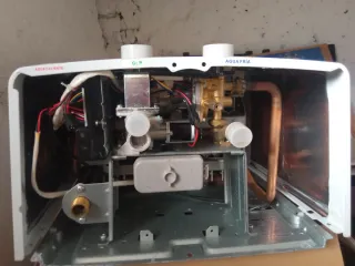 Calentador de agua Gils Bolonia 11l