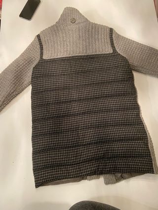 Cappotto grigio con alamari