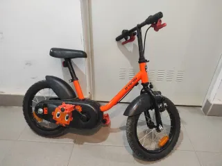 Bicicleta infantil Decathlon naranja