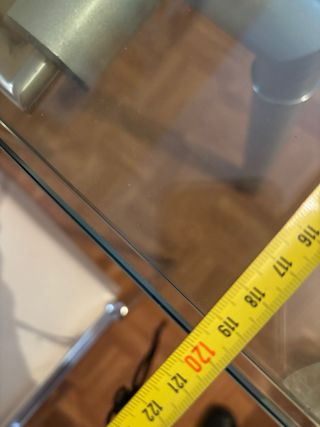 Mesa cristal diseño y 4 sillas comedor