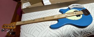 Sire Marcus Miller Z3 Blue nuevo y con extras
