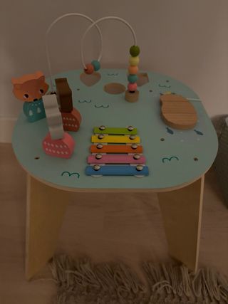 Tavolino da gioco per bambini in legno