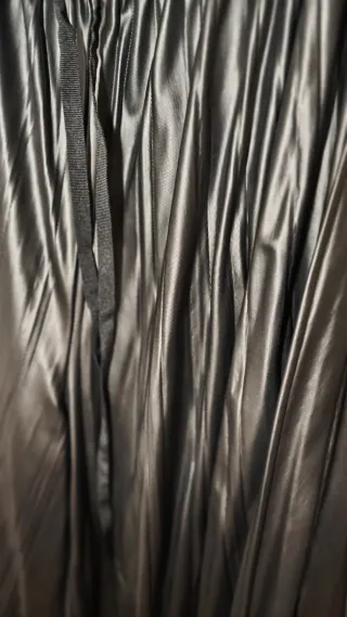 Pantalones Anchos Efecto Piel Negros