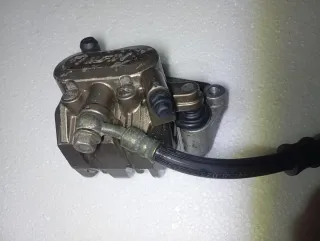 Pinza Freno Delantera Honda NX650 Dominator