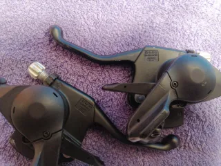 Manetas Shimano ST-M510 Deore peso 240g v-brake