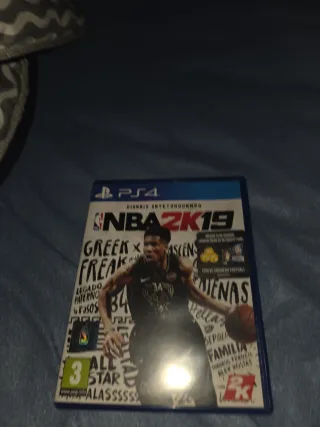 NBA 2K19 PS4 (PlayStation 4) Giannis Antetokounmpo