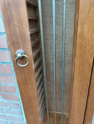 Mobiletto porta CD/DVD in legno