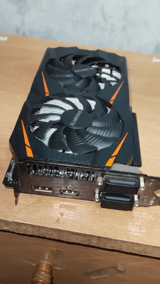 Tarjeta Gráfica Gigabyte RTX 1060 6GB