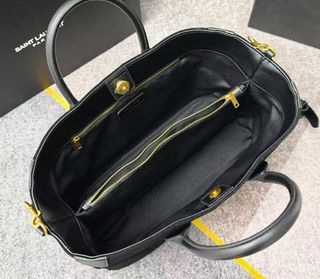 Bolso Saint Laurent Negro y Dorado