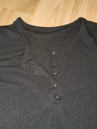 Camiseta manga larga mujer negra