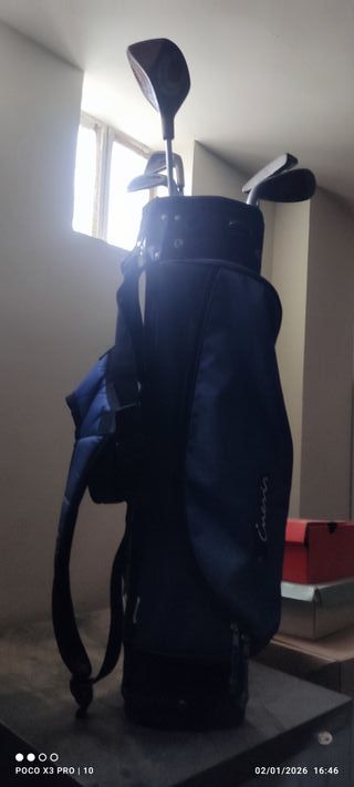 Bolsa de golf infantil con palos