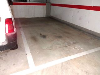 Garaje en venta en Sant Joan Despí
