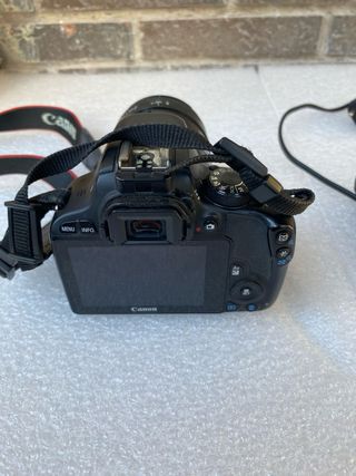 Cámara Canon EOS 100D Negra