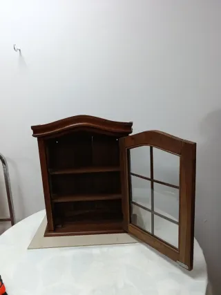 Vitrina Vintage Madera y Cristal