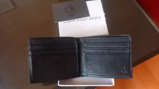 Billetera Calvin Klein Negra