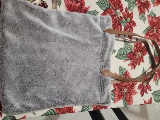 Borsa shopper in peluche grigia