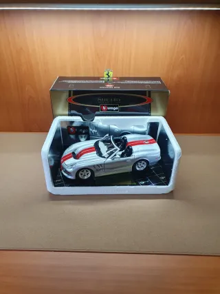 Shelby Bburago scala da 1/18