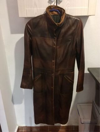 Chaqueta larga cuero marrón