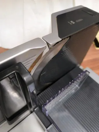 Cortadora Eléctrica de Alimentos