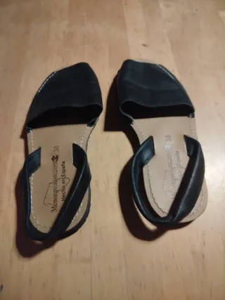 Abarcas Menorquinas Negras. Talla 38.
