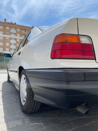 BMW 316i 4p 1994