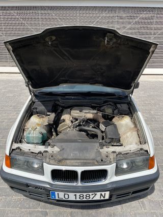 BMW 316i 4p 1994