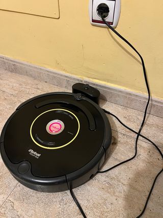 Aspirador Robot Negro Funciona  Con cargador