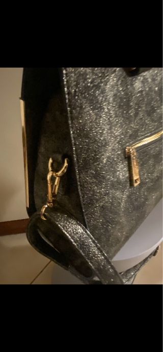 Nuova￼ borsa Cafe'Noir similpelle nera e oro