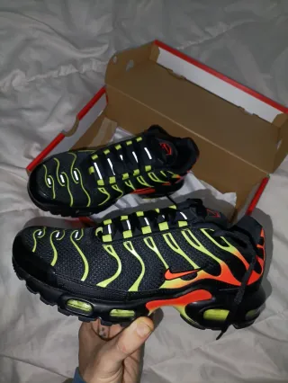 Nike Air Max TN Plus Talla 42 Nuevas