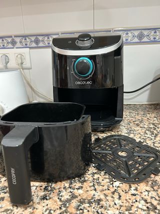 Cecotec Airfryer Compacta - 1 Persona